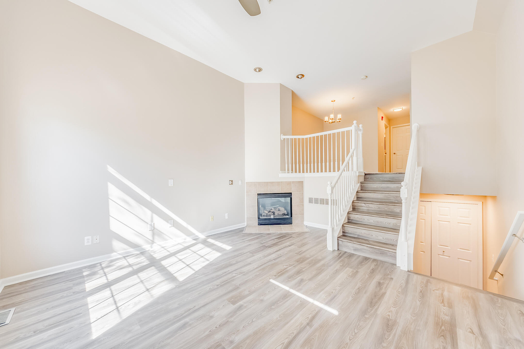 695 River Park Village Boulevard - Photo 2