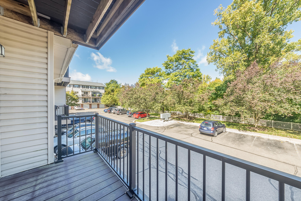 695 River Park Village Boulevard - Photo 9