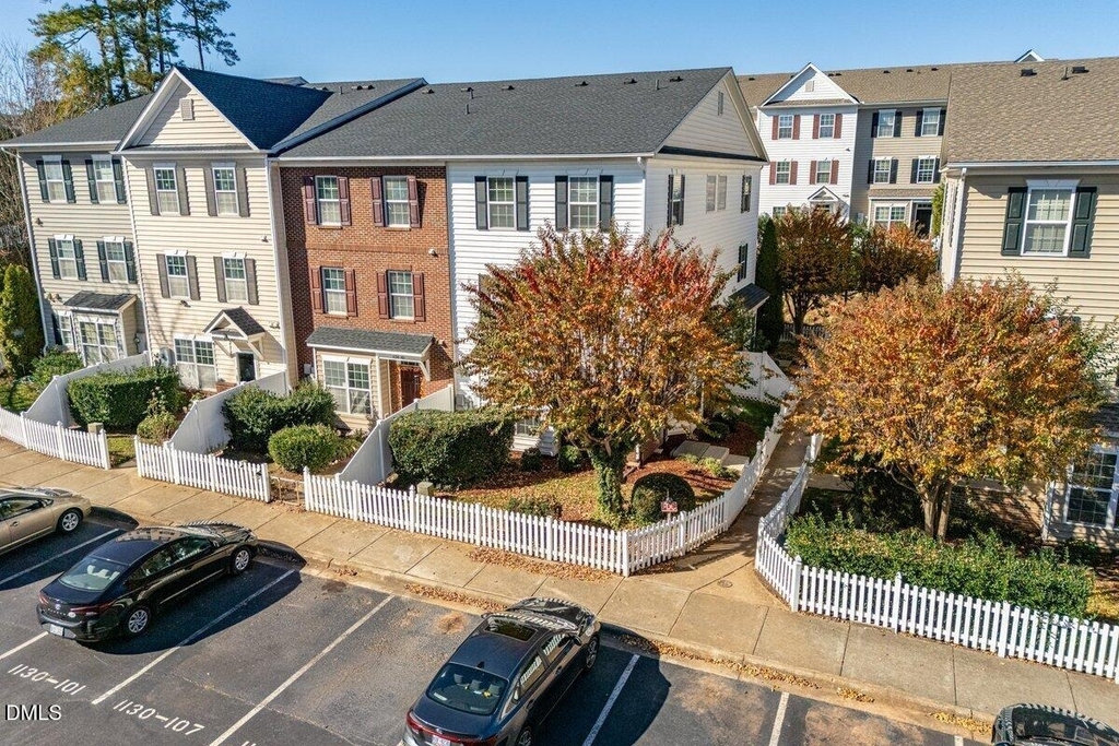 1130 Renewal Place - Photo 5