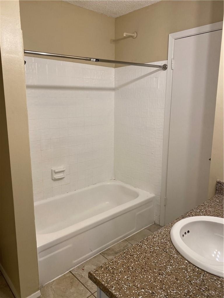 806 W 24th St - Photo 12
