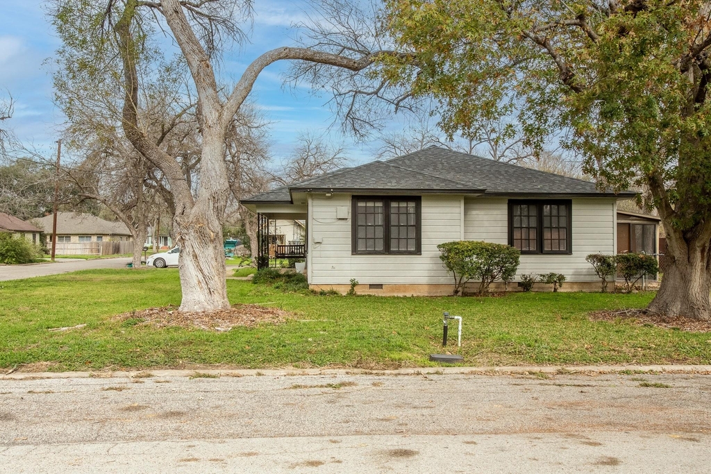 803 Peach St - Photo 27