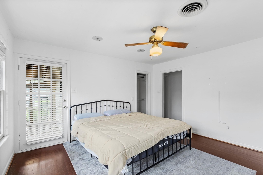 803 Peach St - Photo 15