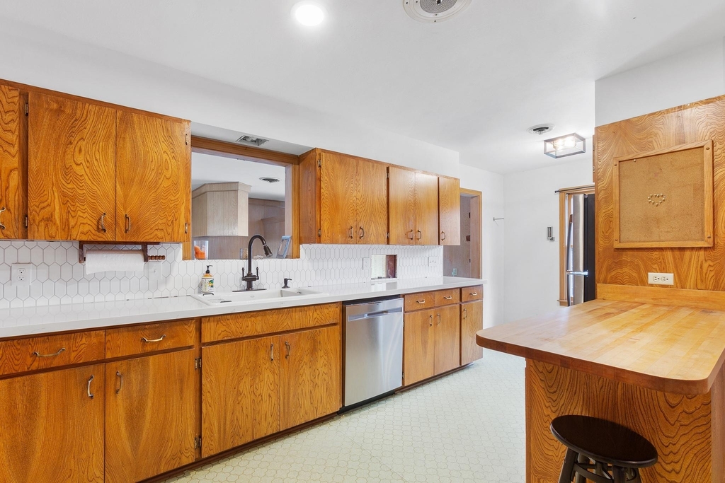803 Peach St - Photo 12