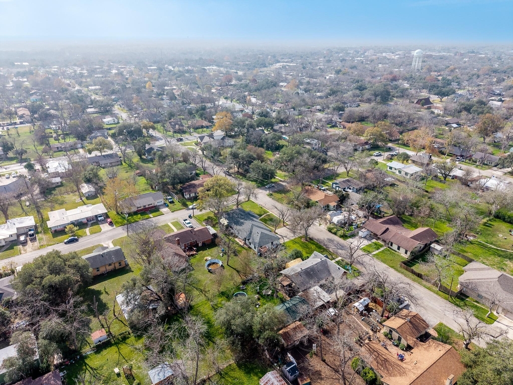 803 Peach St - Photo 37