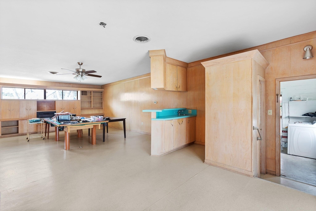 803 Peach St - Photo 9