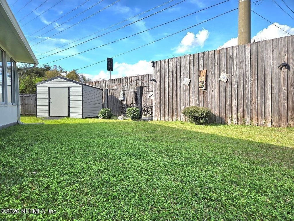 6931 Cane Grass Lane E - Photo 47