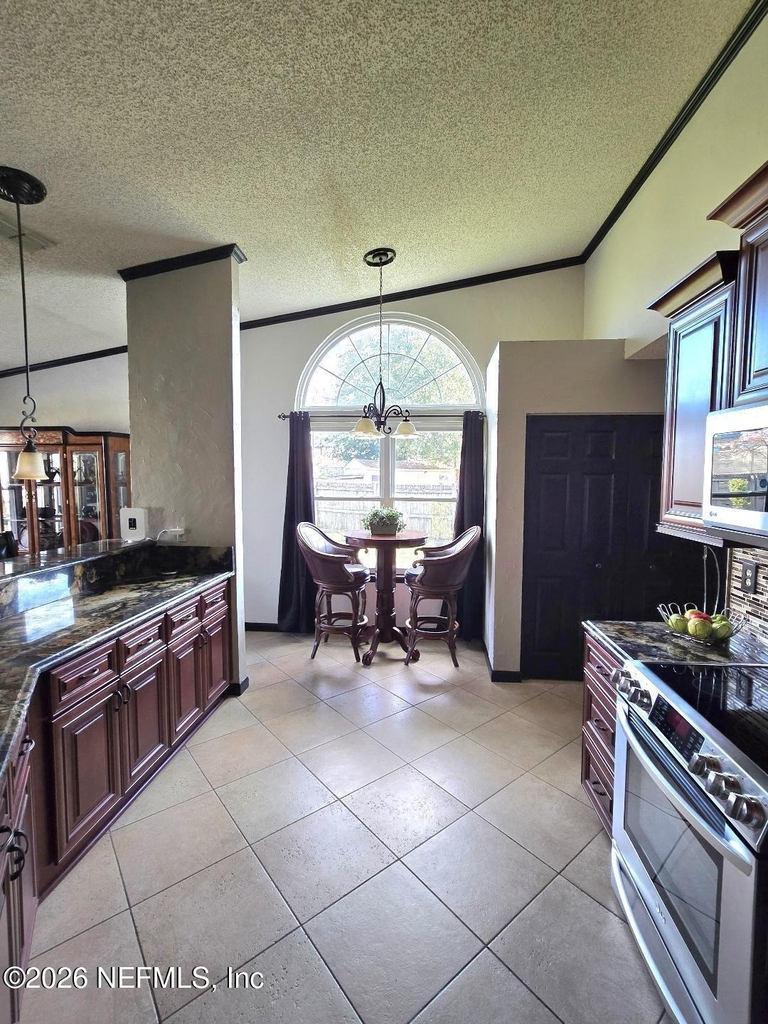 6931 Cane Grass Lane E - Photo 7