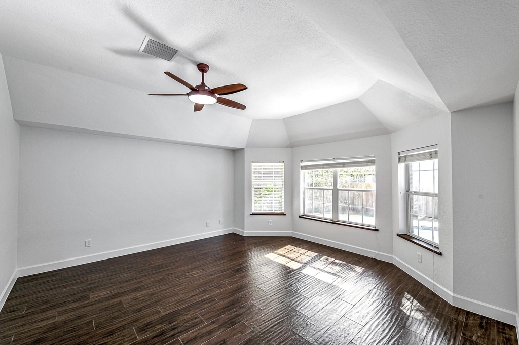 6 Old River Place - Photo 27