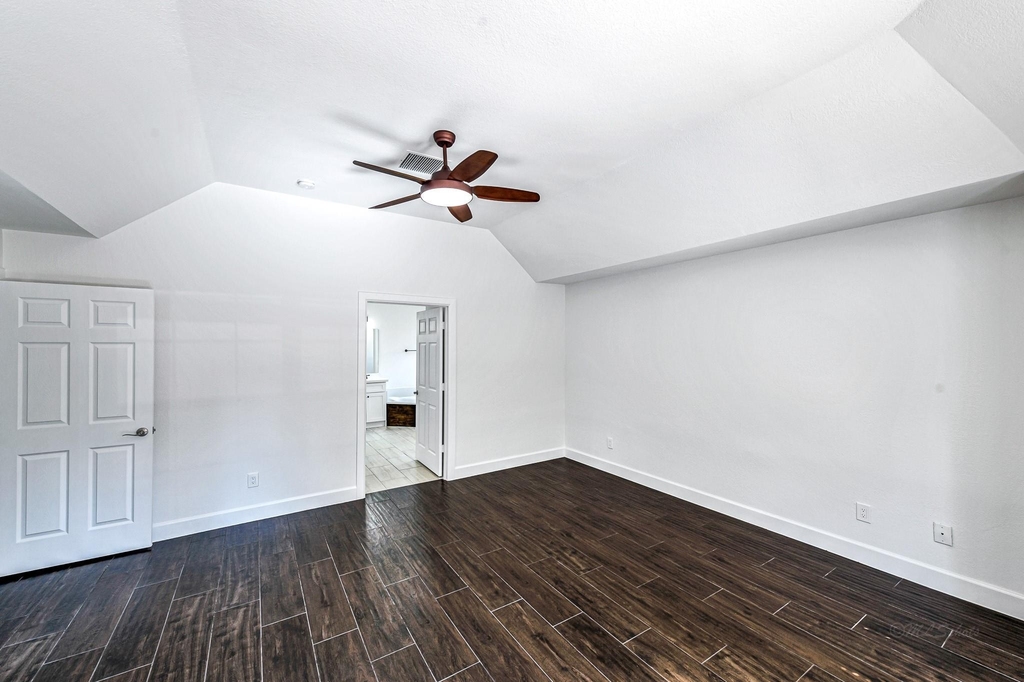 6 Old River Place - Photo 28