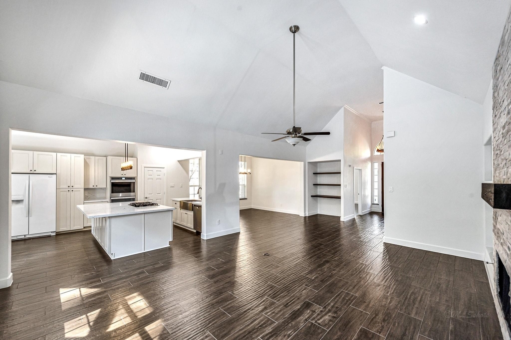 6 Old River Place - Photo 32