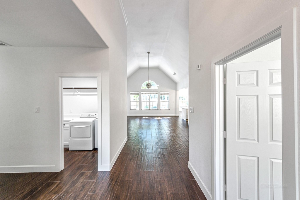 6 Old River Place - Photo 3