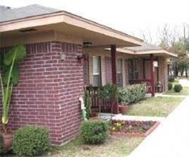 1136 N Newsom Street - Photo 4