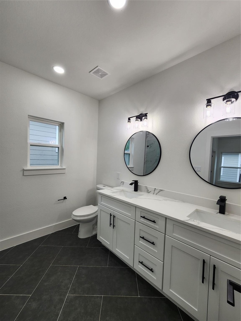 650 Everett St Unit B - Photo 11