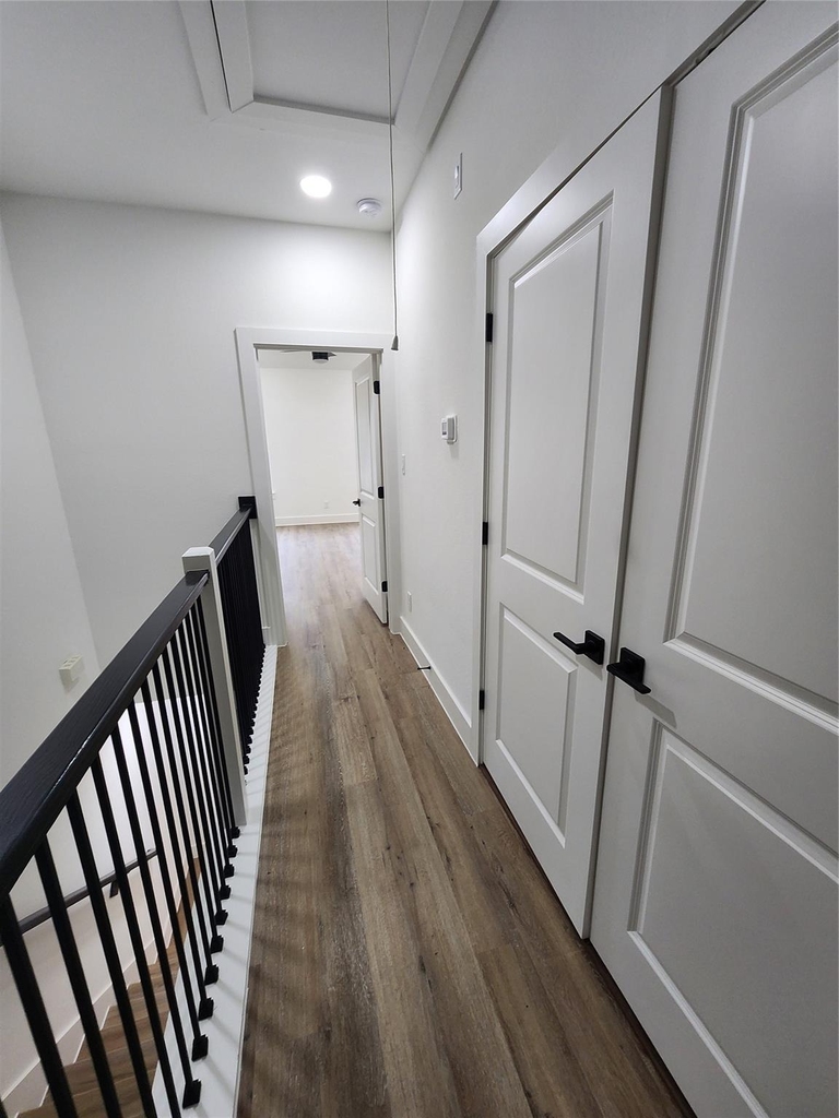 650 Everett St Unit B - Photo 10