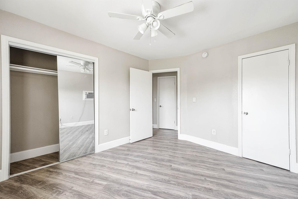 1711 Fourcade Street - Photo 3