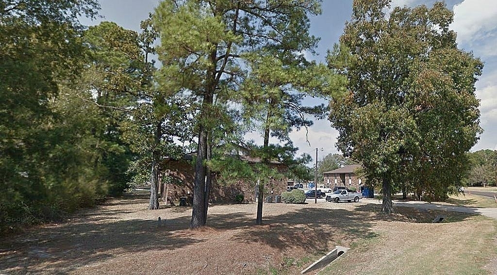 1600 N Houston Street - Photo 5