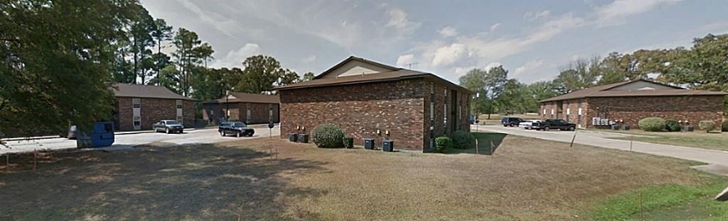 1600 N Houston Street - Photo 3