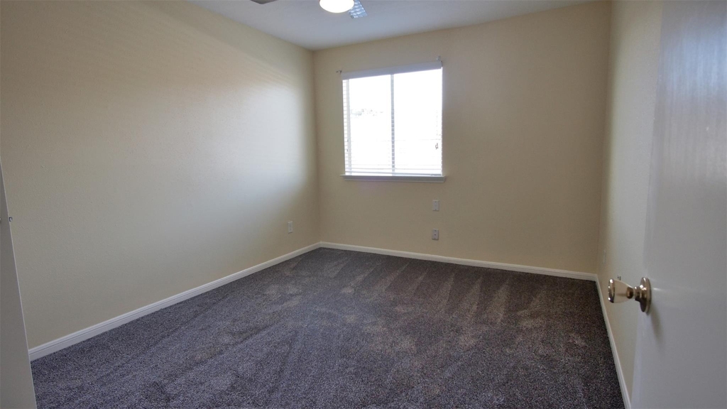 15312 Gorham Dr - Photo 17