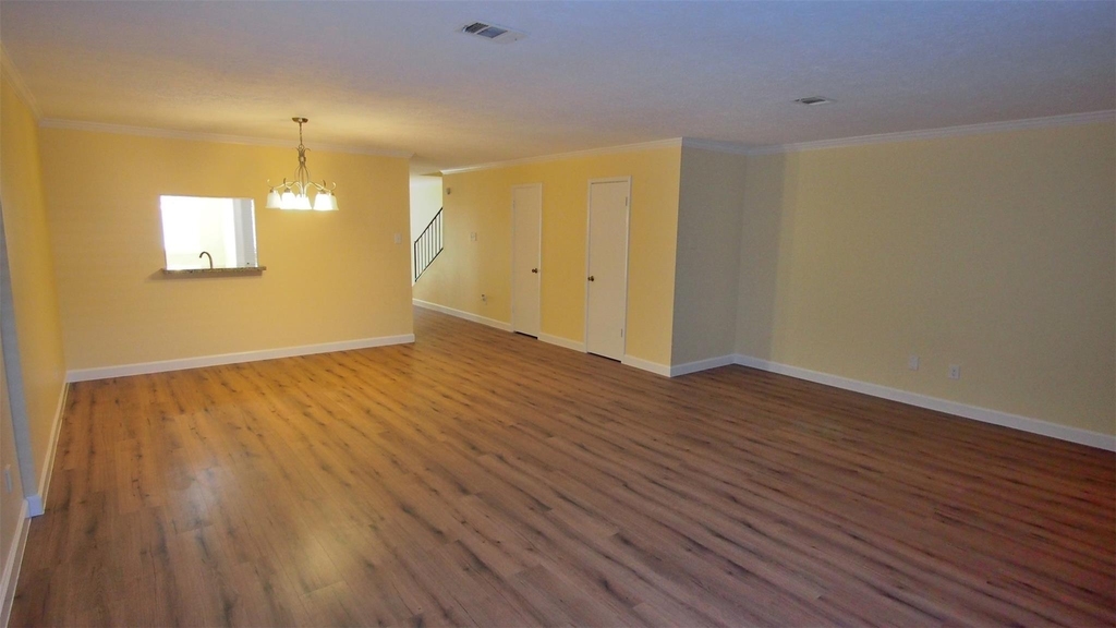 15312 Gorham Dr - Photo 4