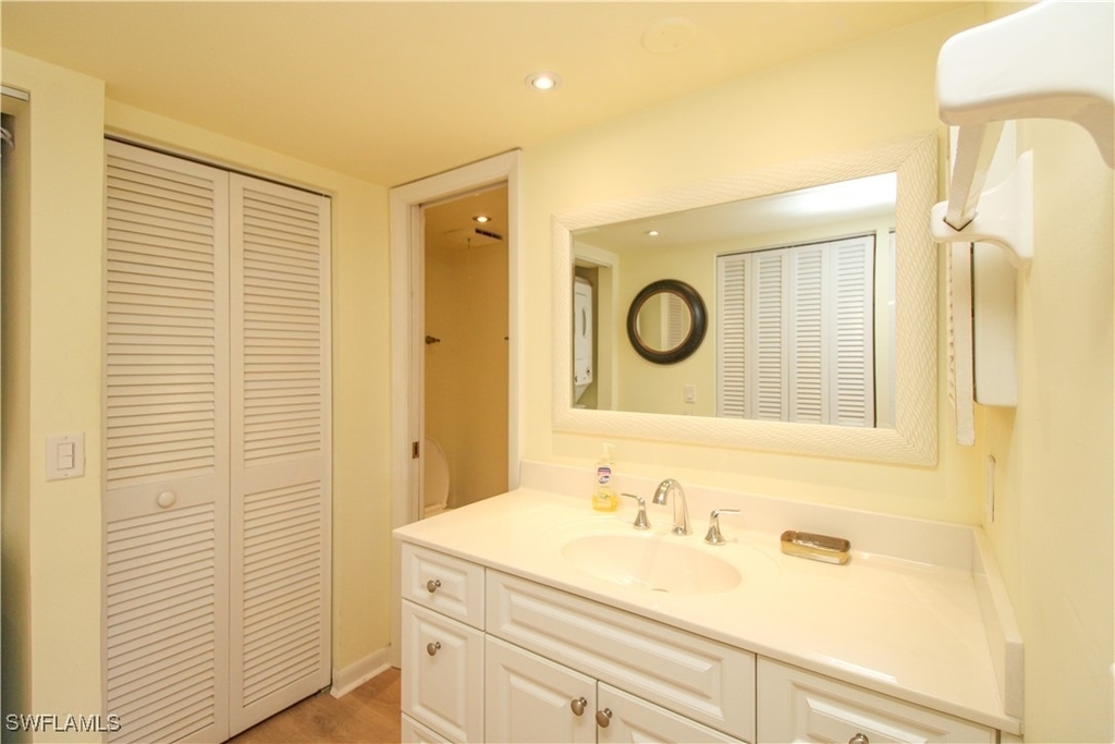 1020 Palm View Drive - Photo 32