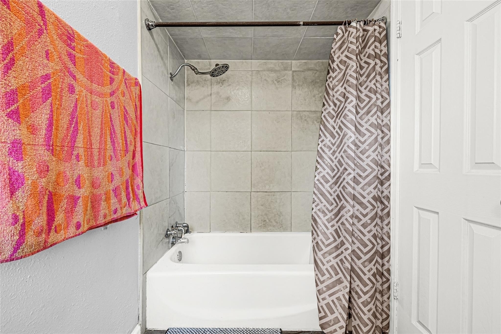 1111 Belaya Lane - Photo 20