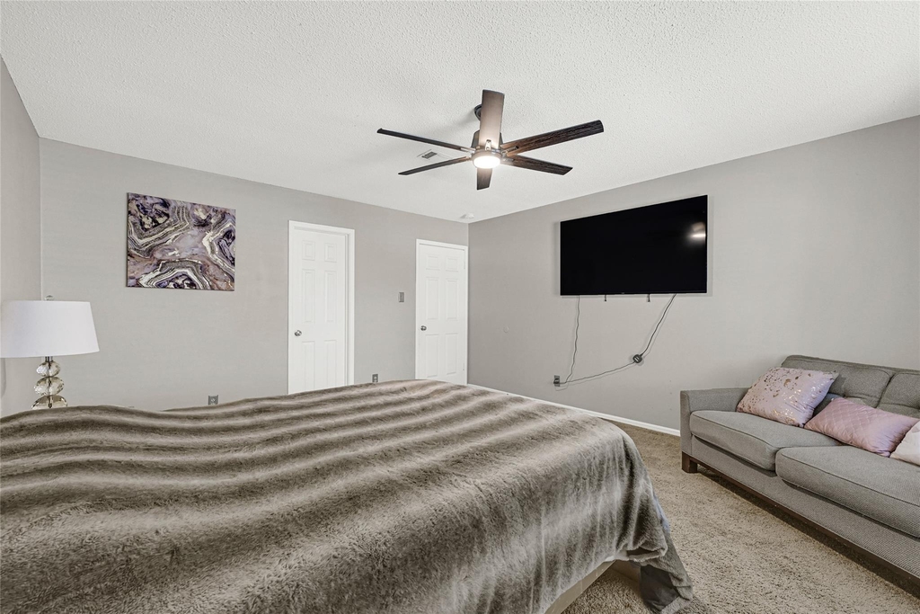 1111 Belaya Lane - Photo 18