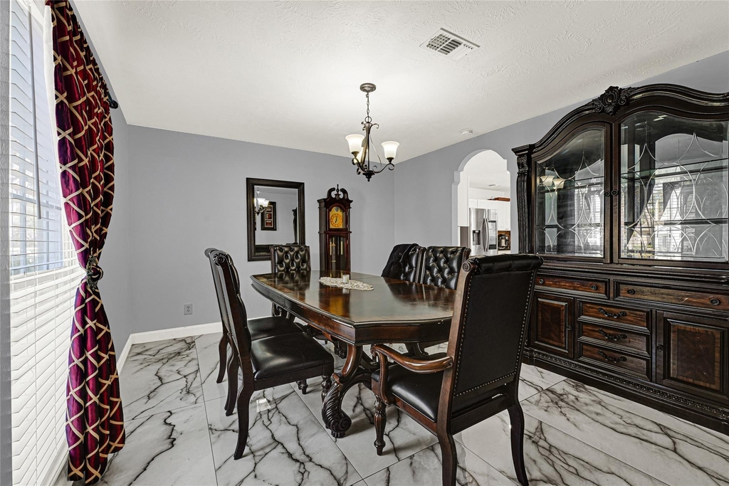 1111 Belaya Lane - Photo 5
