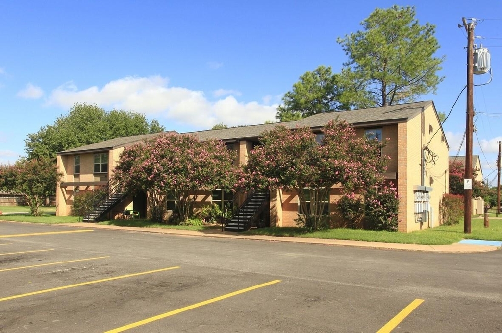 324 Webb Street - Photo 4