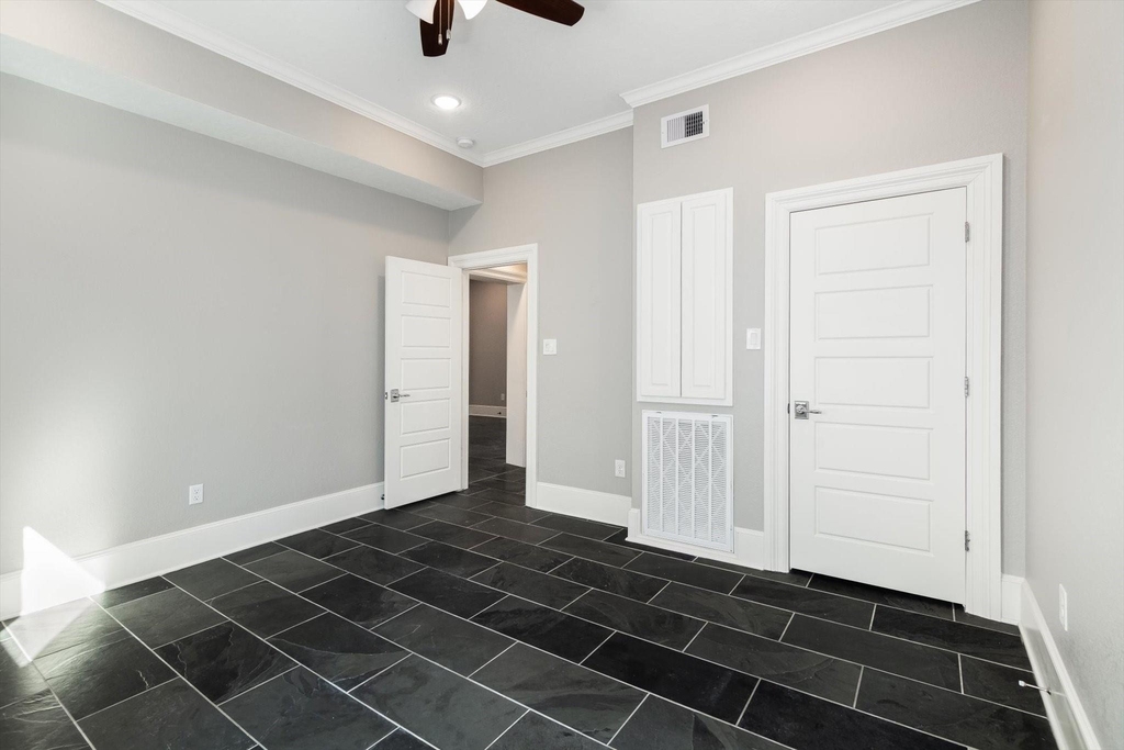 2401 Market Street - Photo 16