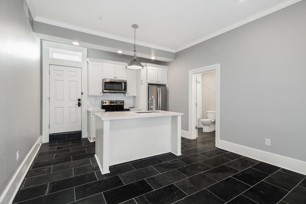 2401 Market Street - Photo 10