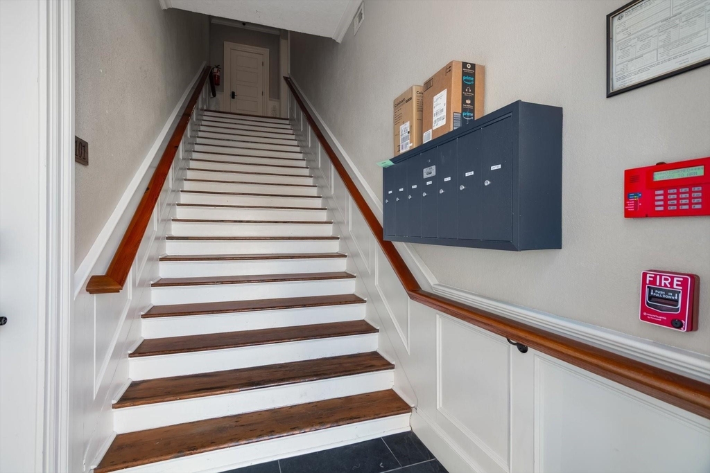 2401 Market Street - Photo 4