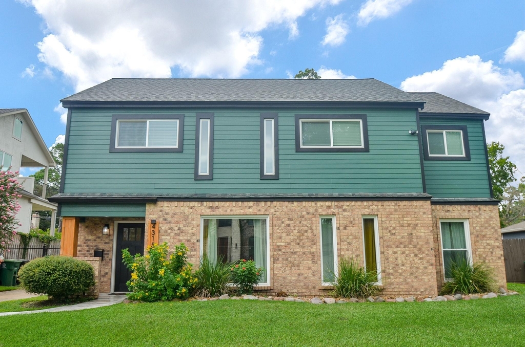 4315 Fernwood Drive - Photo 2
