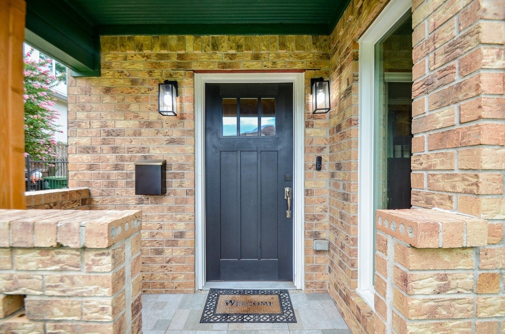4315 Fernwood Drive - Photo 4