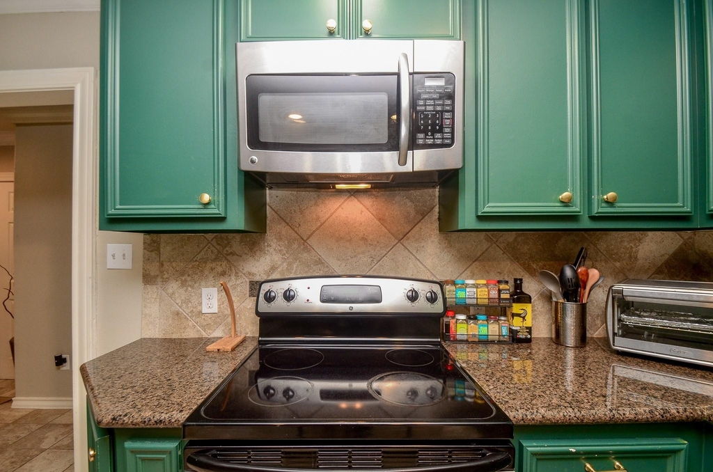 4315 Fernwood Drive - Photo 14