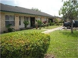 611 S Leo Avenue - Photo 1
