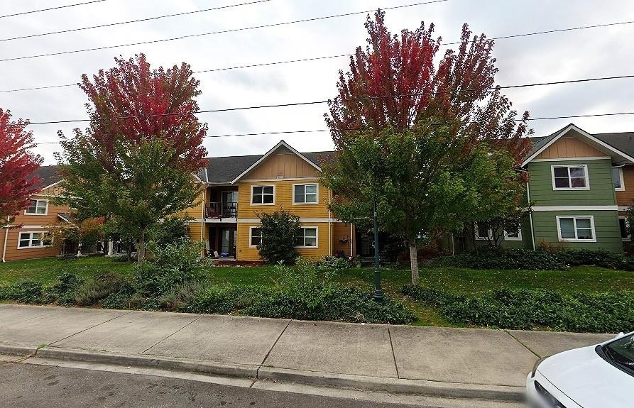 525 W Mccurdy Rd - Photo 3
