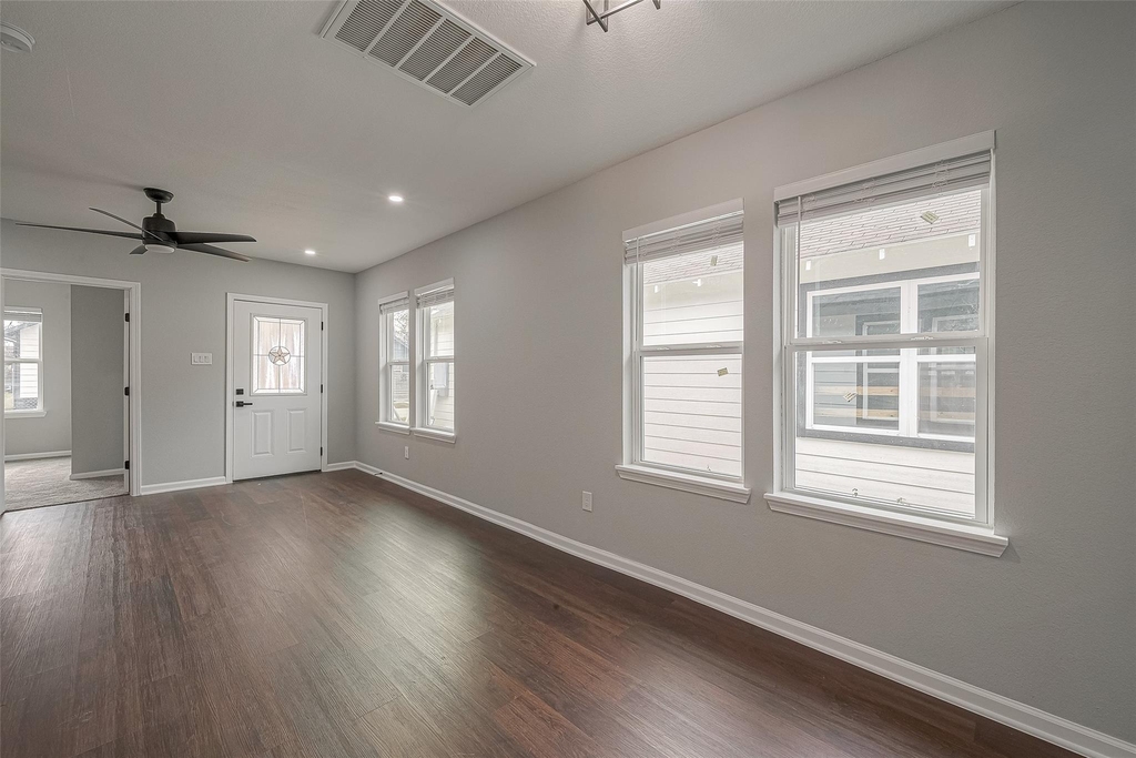 3413 Simmons Street - Photo 2