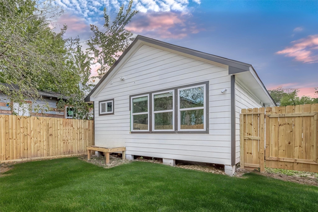3413 Simmons Street - Photo 24