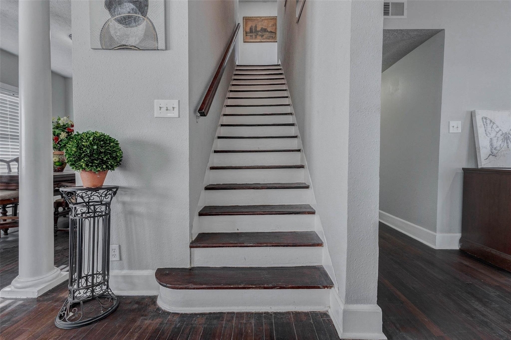 2410 Cleburne Street - Photo 20
