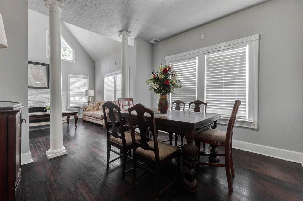 2410 Cleburne Street - Photo 12