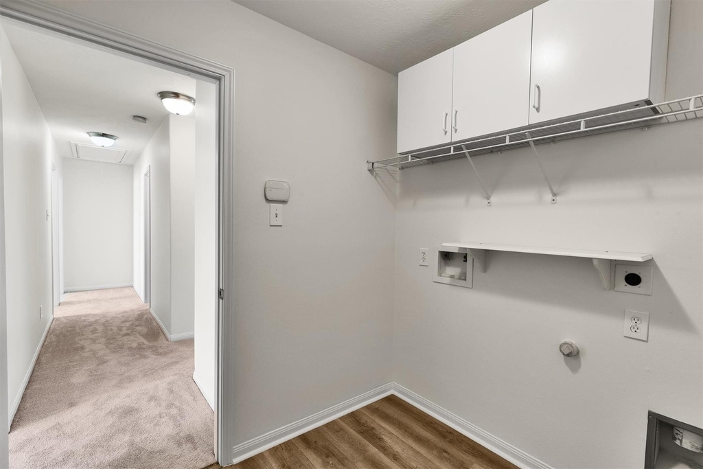 4034 Falvel Shadow Creek Drive - Photo 2