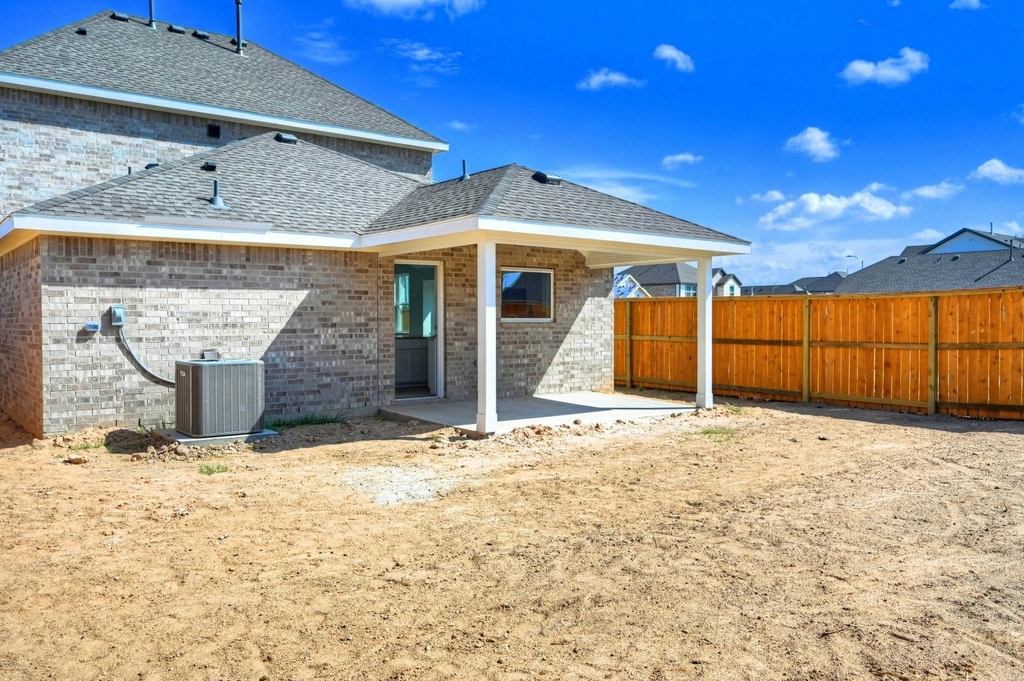 21251 Shore Bluff Drive - Photo 31