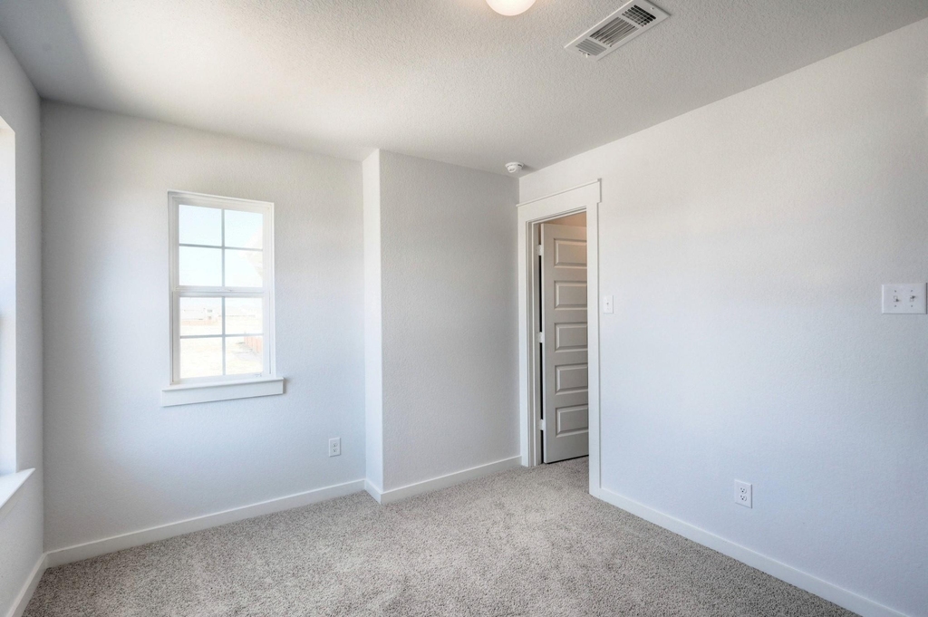 21251 Shore Bluff Drive - Photo 28