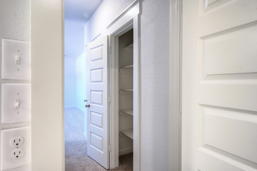 21251 Shore Bluff Drive - Photo 18