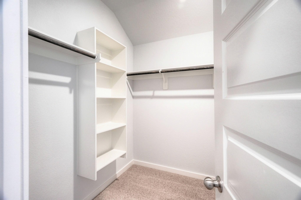 21251 Shore Bluff Drive - Photo 15