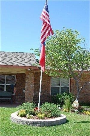 100 Windwood Drive - Photo 0