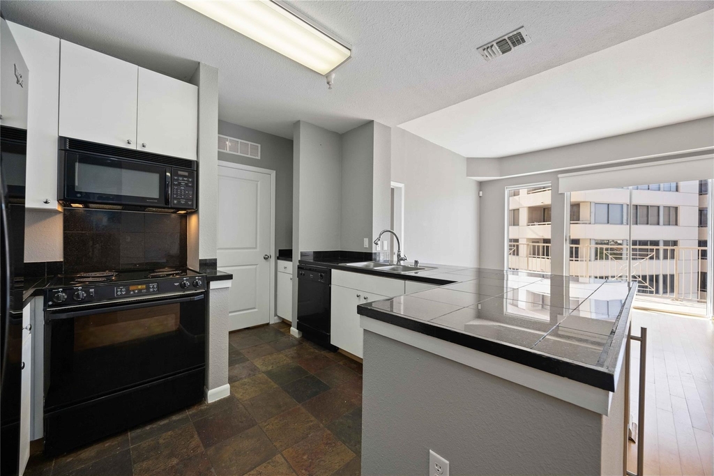 3505 Sage Road - Photo 4