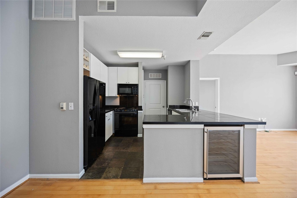 3505 Sage Road - Photo 3
