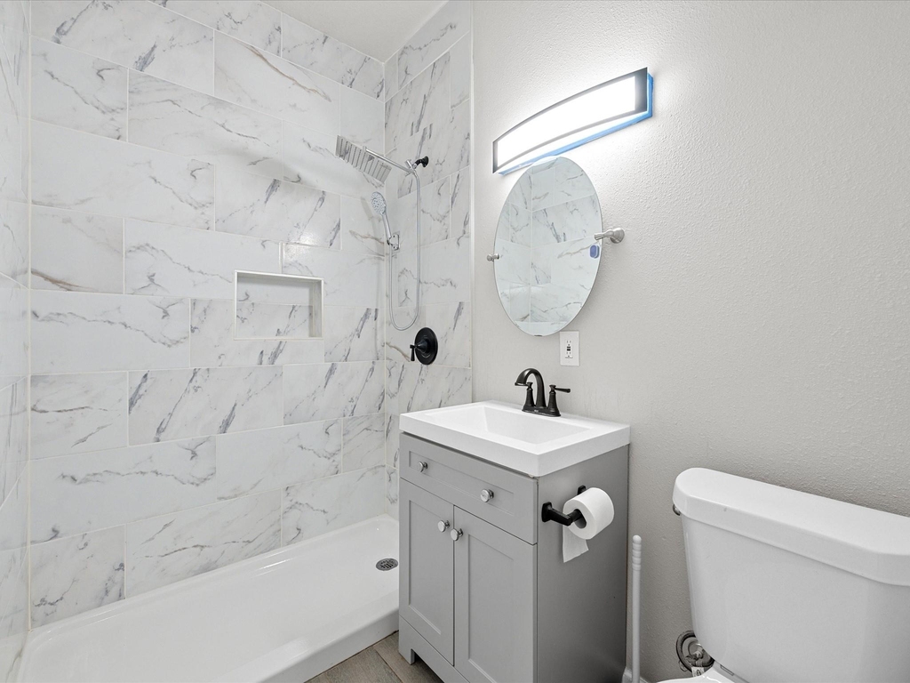 1119 Waugh Drive - Photo 24