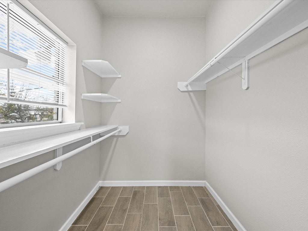 1119 Waugh Drive - Photo 22